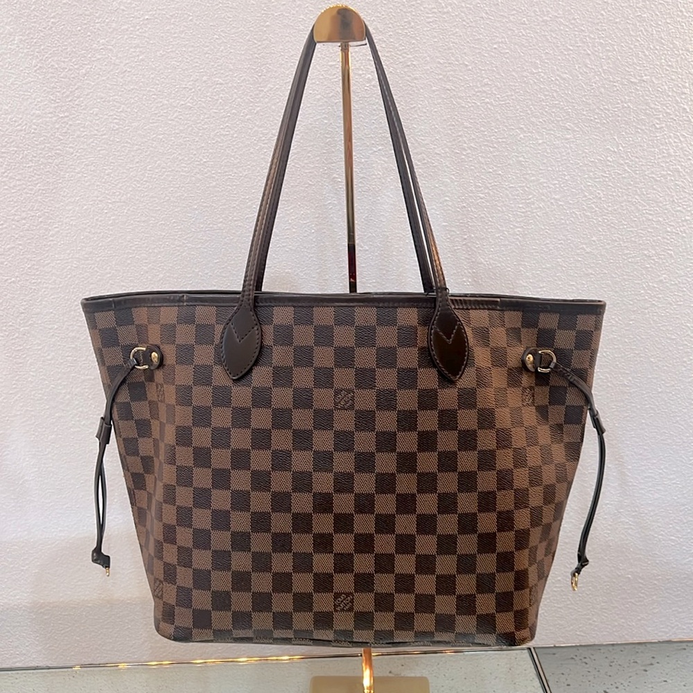 Louis Vuitton Neverfull MM Damier Ebene Canvas Tote